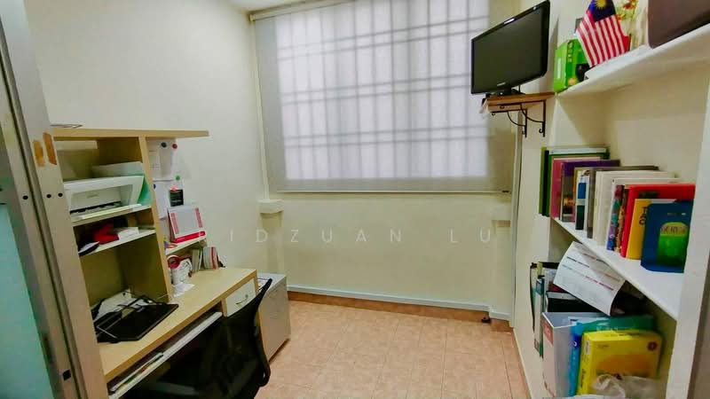 Terraced House for Sale in Bukit Jelutong (Shah Alam) - Ridzuan Lu - Study - PropertyGuru.com.my