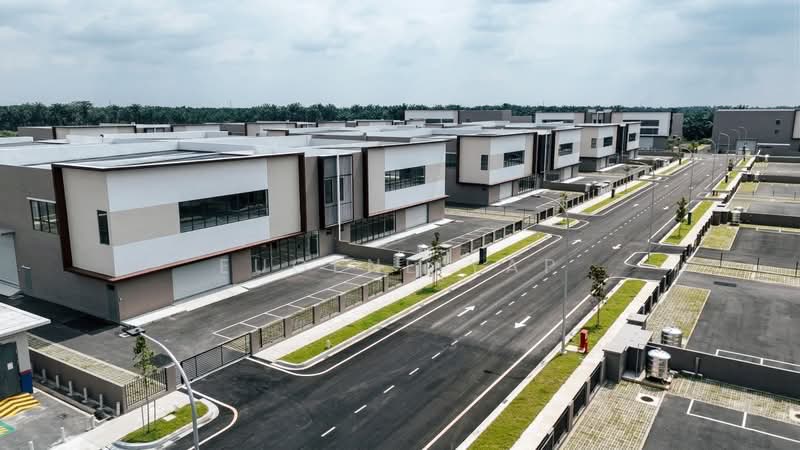 Semi-D Factory for Rent in Taman Sijangkang Jaya (Telok Panglima Garang) - Eugene Yap - Exterior - PropertyGuru.com.my