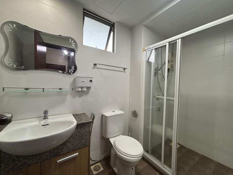 Apartment for Rent at Molek Pine 2 - Shishi . - Bathroom - PropertyGuru.com.my