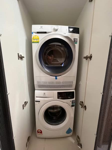Service Residence for Sale at Millerz Square Serviced Residence - Gilbert Tay - Interior - PropertyGuru.com.my