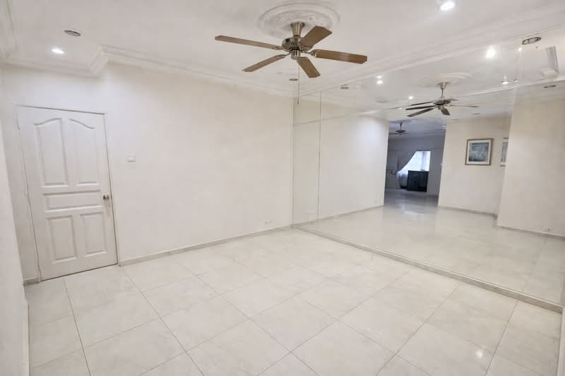 Semi-Detached House for Sale in Taman Sri Endah (Sri Petaling) - CK Yee - Interior - PropertyGuru.com.my