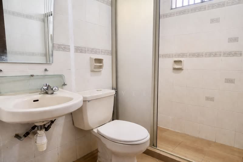 Taman Sri Endah untuk Untuk Dijual - RM 2,080,000, Apr 2026 - Bathroom - PropertyGuru.com.my