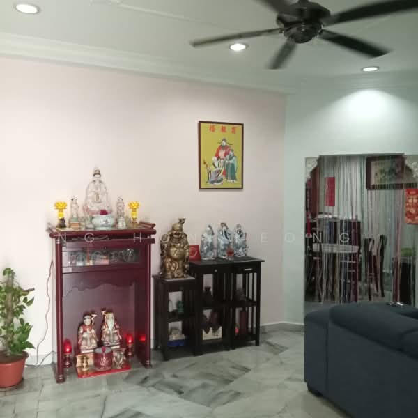 2-storey Terraced House for Sale in Puchong (Selangor) - Ng Hon Keong - Living Room - PropertyGuru.com.my