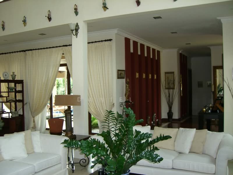 Bungalow for Rent in Taman Bandaraya (Bangsar) - DANIEL . - Living Room - PropertyGuru.com.my
