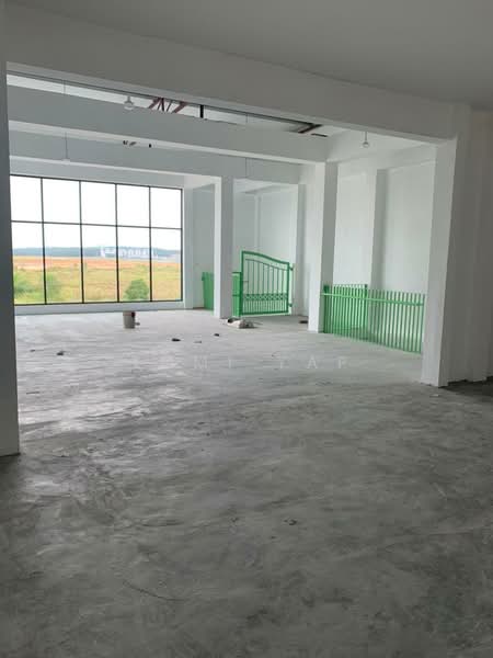 Terrace Factory for Sale in Senai (Kulai) - Tomi Yap - Interior - PropertyGuru.com.my