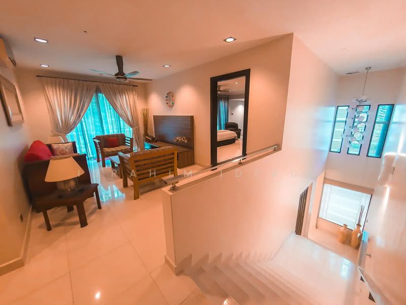 Taman Mutiara Gombak untuk Untuk Dijual - RM 1,950,000, Mac 2026 - Living Room - PropertyGuru.com.my