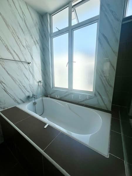 Cluster House for Sale in Iskandar Puteri (Nusajaya) (Johor) - Sam Tee - Bathroom - PropertyGuru.com.my