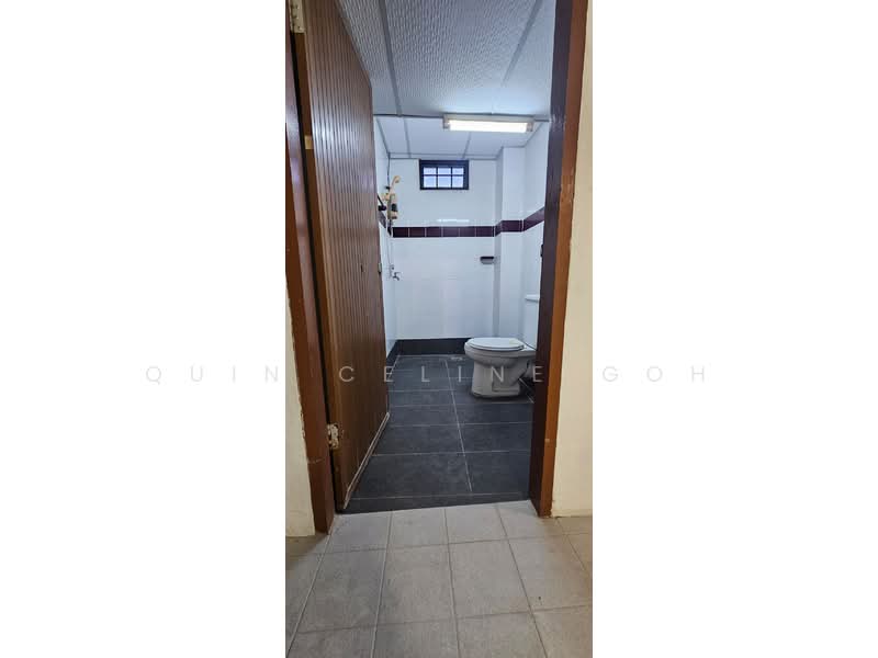 Pangsapuri Sri Molek untuk Untuk Dijual - RM 320,000, Mac 2026 - Bathroom - PropertyGuru.com.my
