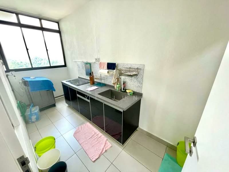 Sky Condominium (Skyz Residence) untuk Untuk Disewa - RM 3,700 /bulan, Apr 2026 - Kitchen - PropertyGuru.com.my