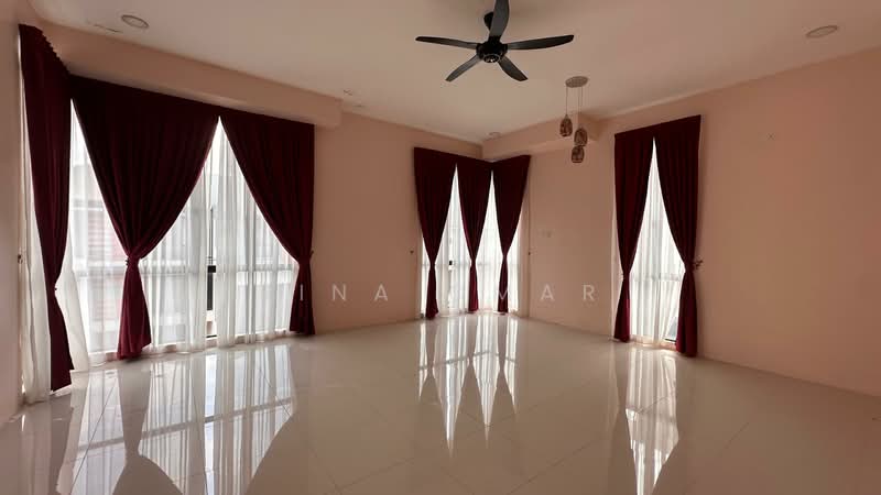 Panorama Lapangan Perdana untuk Untuk Disewa - RM 2,200 /bulan, Mac 2026 - Living Room - PropertyGuru.com.my
