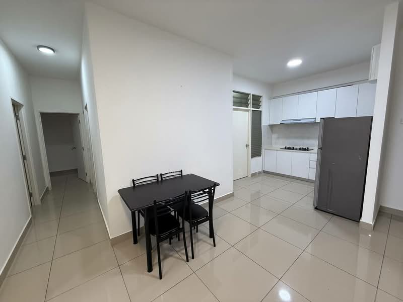 Apartment for Rent at Sierra Heights (Residensi Siera Perdana) - Tomi Yap - Corridor - PropertyGuru.com.my