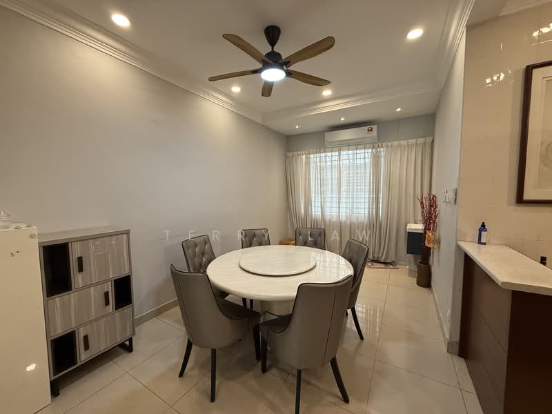 3-storey Terraced House for Sale in Taman Esplanad (Bukit Jalil) - Terry Law - PropertyGuru.com.my