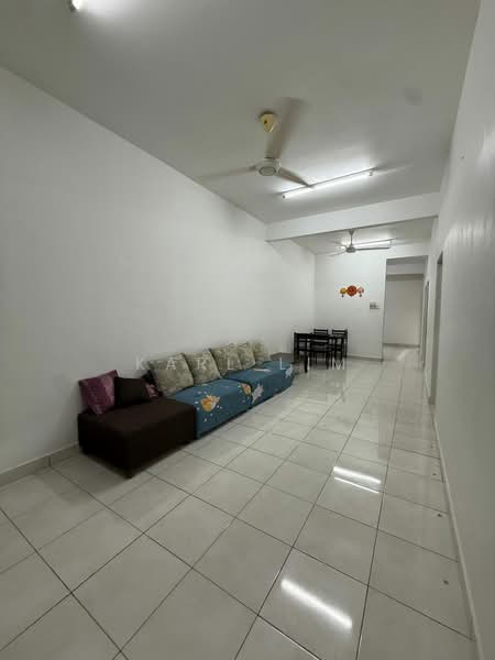 Taman Mount Austin untuk Untuk Disewa - RM 2,500 /bulan, Mac 2026 - Living Room - PropertyGuru.com.my