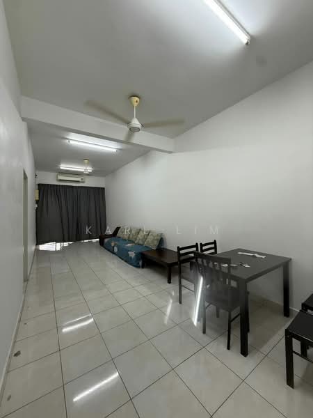 Taman Mount Austin untuk Untuk Disewa - RM 2,500 /bulan, Mac 2026 - Living Room - PropertyGuru.com.my