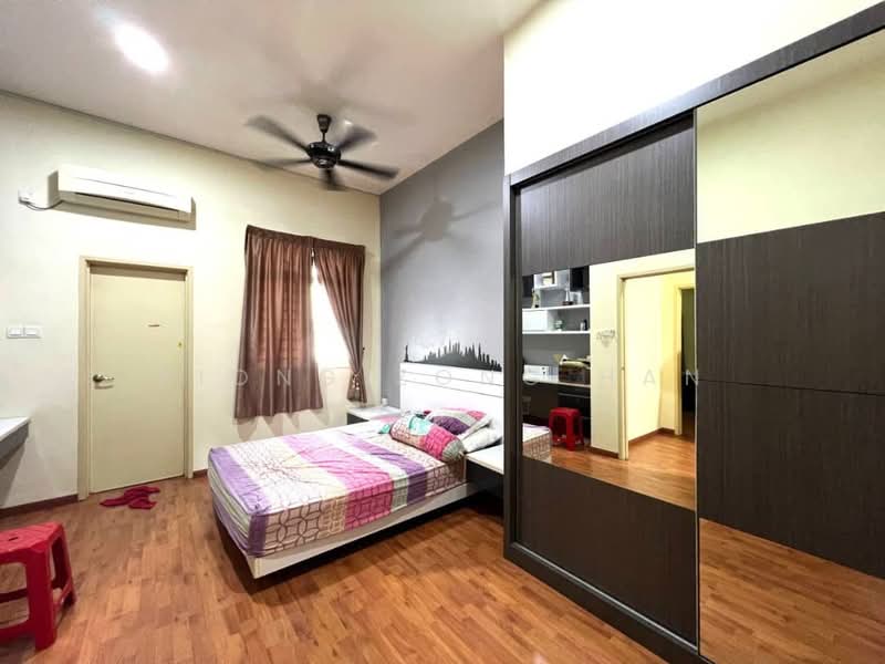 2.5-storey Terraced House for Sale in Bandar Seri Alam (Masai) - Piong Zong Han - PropertyGuru.com.my