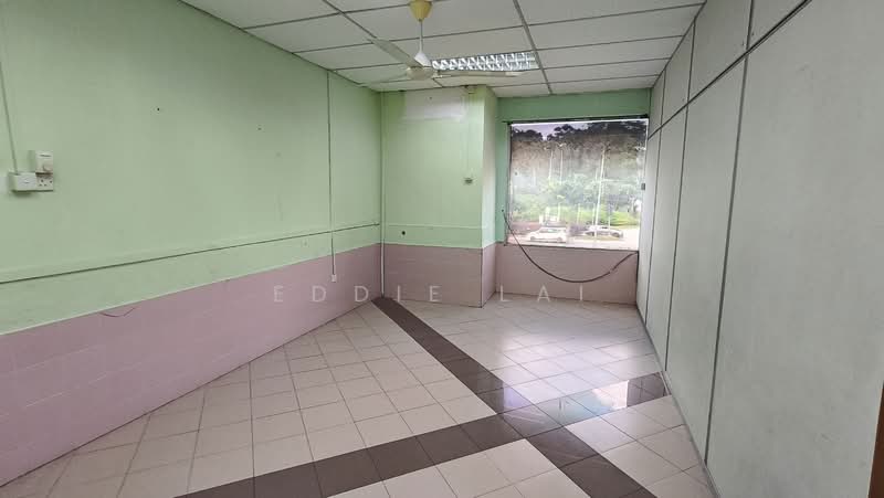 Shop / Office for Rent in Bandar Baru Permas Jaya (Permas Jaya) - Eddie Lai - Interior - PropertyGuru.com.my