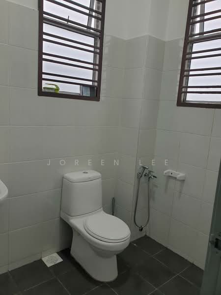 Zero-Lot Bungalow for Sale in Kulai (Johor) - Joreen Lee - Bathroom - PropertyGuru.com.my