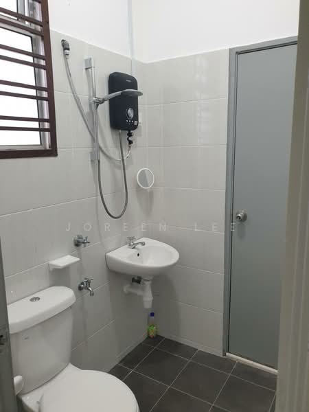Zero-Lot Bungalow for Sale in Kulai (Johor) - Joreen Lee - Bathroom - PropertyGuru.com.my