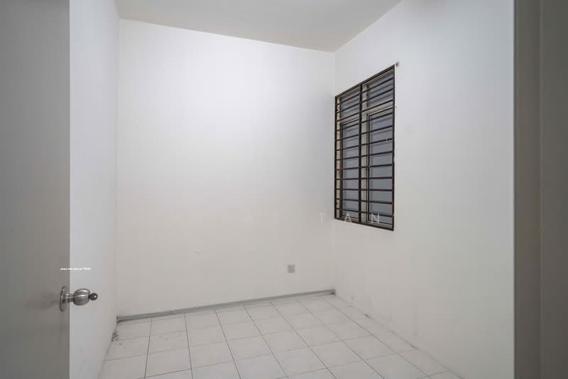 2-storey Terraced House for Rent in Setia Impian (Setia Alam) - Vitas Tan - Interior - PropertyGuru.com.my