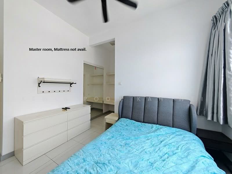 Servis Apartment untuk Dijual di Skypod Residence - Kewin Poon Kah Wei - Bedroom - PropertyGuru.com.my