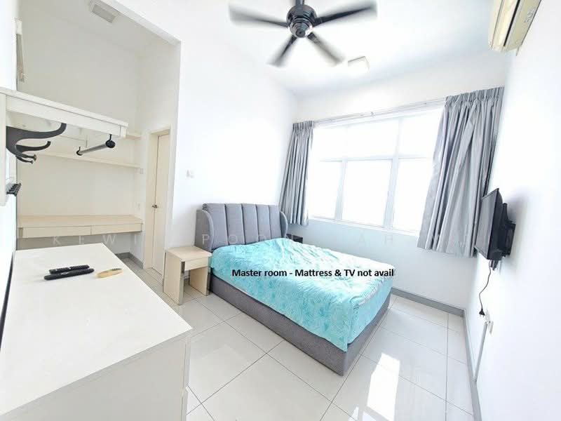 Servis Apartment untuk Dijual di Skypod Residence - Kewin Poon Kah Wei - Bedroom - PropertyGuru.com.my