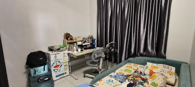Service Residence for Sale at Skypod Residence - Kewin Poon Kah Wei - Bedroom - PropertyGuru.com.my
