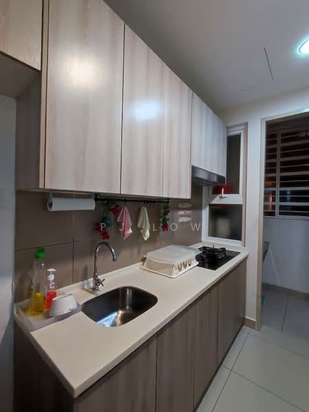 Mutiara Ville untuk Untuk Disewa - RM 1,800 /bulan, Apr 2026 - Kitchen - PropertyGuru.com.my