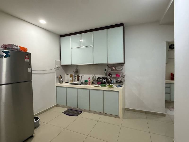 Semi-Detached House for Sale in Taman Sri Pulai Perdana (Skudai) - Mars Hoe - Kitchen - PropertyGuru.com.my