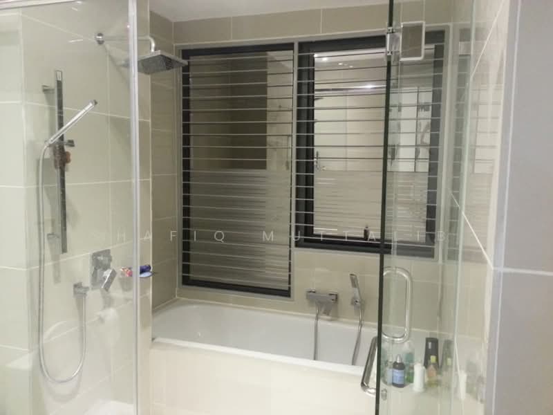 Mirage By The Lake untuk Untuk Disewa - RM 2,000 /bulan, Apr 2026 - Bathroom - PropertyGuru.com.my