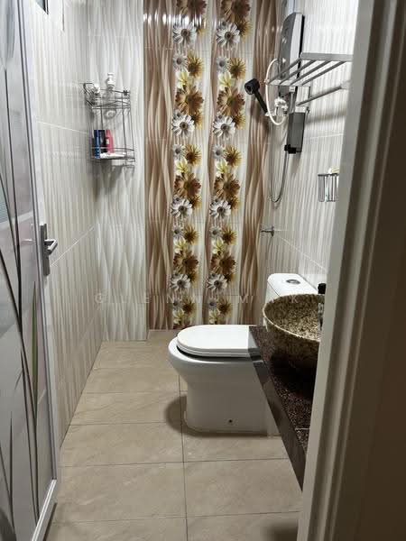 Rumah Bandar untuk Dijual di Taman Raintree (Batu Caves) - Glenn Mak - Bathroom - PropertyGuru.com.my