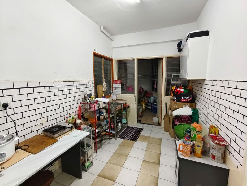 Condominium for Sale at Menara Menjalara - Charmaine Tan - Kitchen - PropertyGuru.com.my