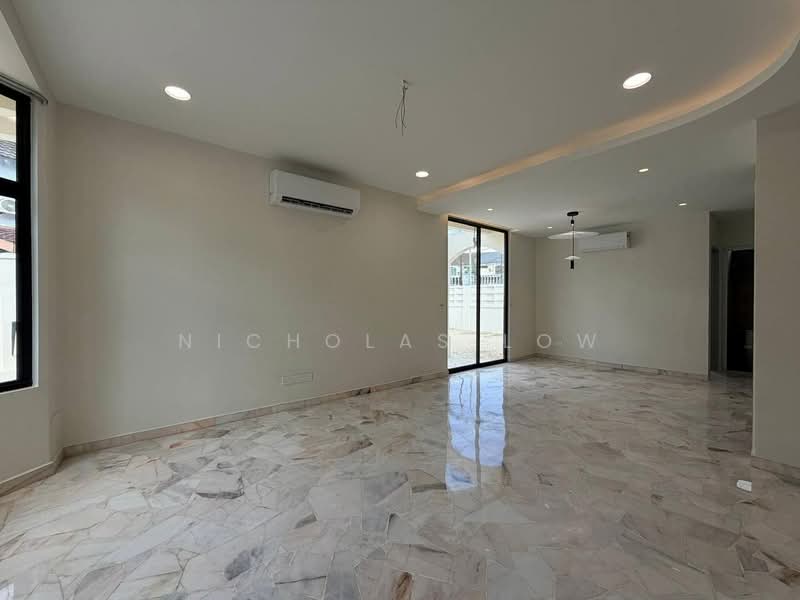 Taman Skudai Baru Jalan Hang Tuah End Lot untuk Untuk Disewa - RM 2,900 /bulan, Apr 2026 - Living Room - PropertyGuru.com.my