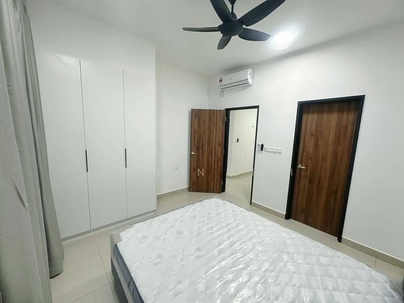 Service Residence for Sale at Veranda Residence - Gordon Chai - Bedroom - PropertyGuru.com.my