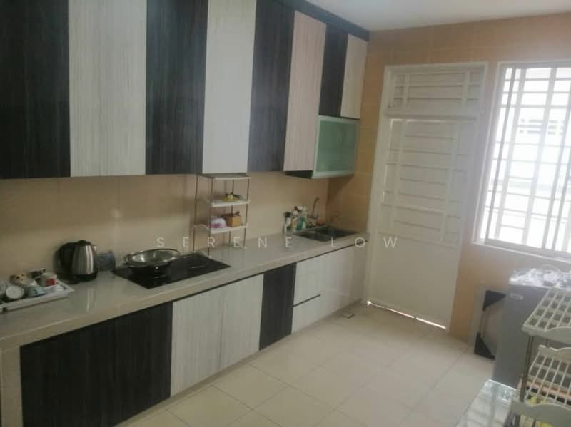 Cluster House for Sale in Taman Kempas Indah (Tebrau) - Serene Low - Kitchen - PropertyGuru.com.my
