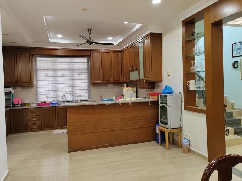 Bungalow for Sale in Taman Ikhlas (Bandar Sungai Long) - Huizonk Lee - Kitchen - PropertyGuru.com.my