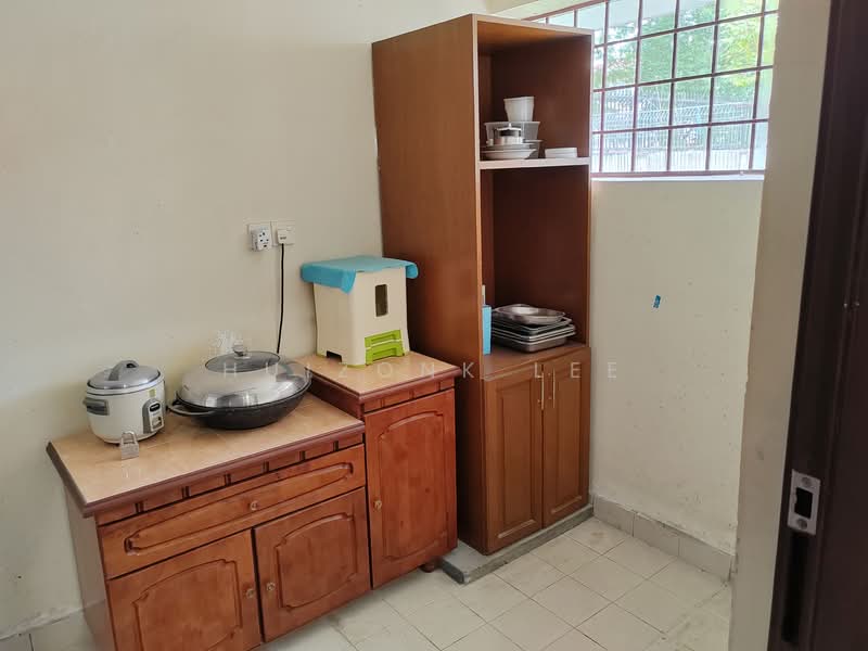 Bungalow for Sale in Taman Ikhlas (Bandar Sungai Long) - Huizonk Lee - Kitchen - PropertyGuru.com.my