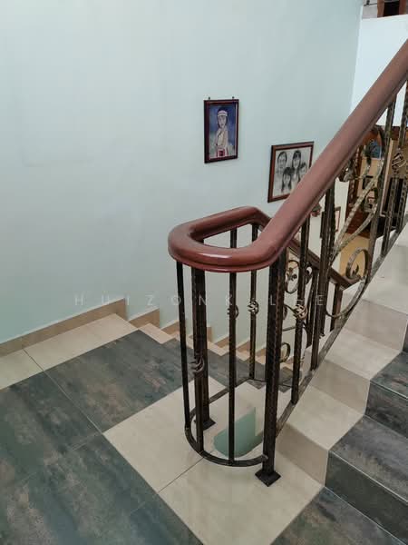 Bungalow for Sale in Taman Ikhlas (Bandar Sungai Long) - Huizonk Lee - PropertyGuru.com.my