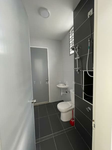 Terraced House for Rent in Skudai (Johor) - Tim Tan - Bathroom - PropertyGuru.com.my