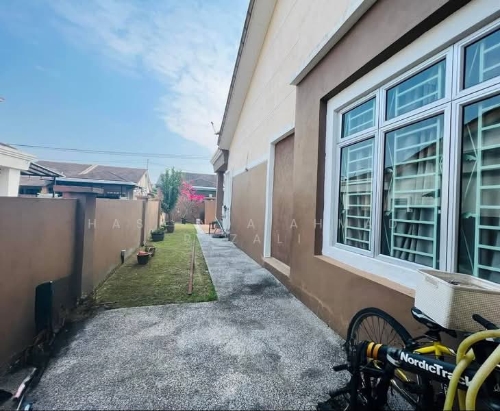 Semi-Detached House for Sale in Seremban (Negeri Sembilan) - Haslinda Ahmad Razali - PropertyGuru.com.my