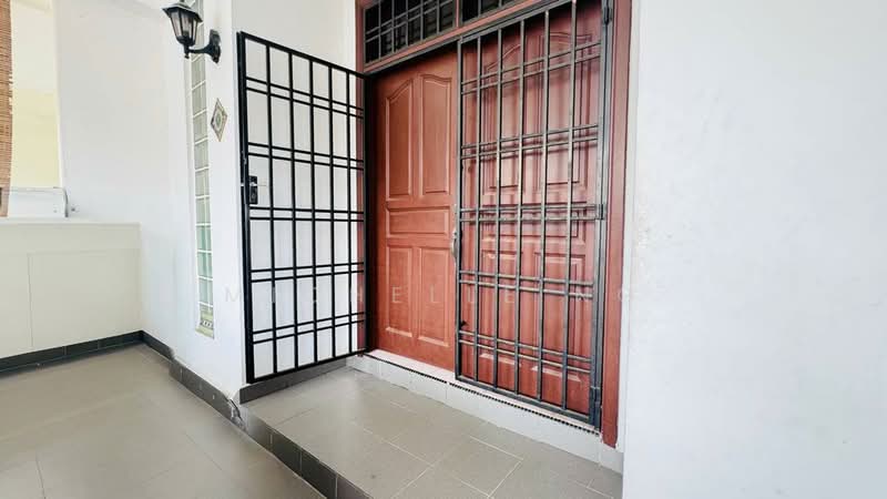 Rumah Berkembar untuk Dijual di Skudai (Johor) - Michelle Ng - Entrance - PropertyGuru.com.my