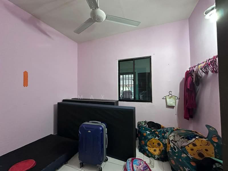 1-storey Terraced House for Sale in Bandar Putra (Kulai) - Max Yee - Bedroom - PropertyGuru.com.my
