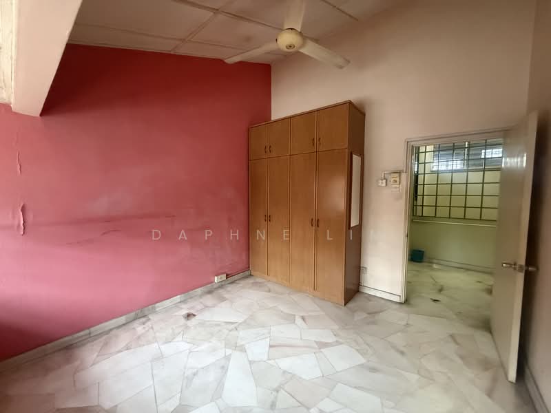 2-storey Terraced House for Sale in Taman Bukit Desa (Taman Desa) - Daphne Lim - Interior - PropertyGuru.com.my