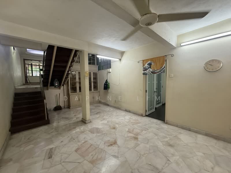2-storey Terraced House for Sale in Taman Bukit Desa (Taman Desa) - Daphne Lim - Living Room - PropertyGuru.com.my