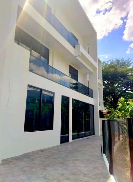 Bungalow for Sale in Ipoh (Perak) - Cherie Chong - Exterior - PropertyGuru.com.my