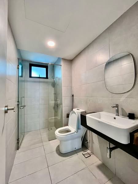 Kondominium untuk Disewa di Waterside Residence - Shing Lam - Bathroom - PropertyGuru.com.my