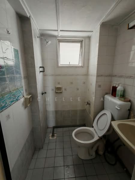 Apartment for Rent at Vista Angkasa - Michelle Tai - Bathroom - PropertyGuru.com.my