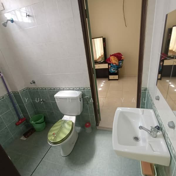 2-storey Terraced House for Sale in Taman Ara Permai (Batu Berendam) - Yu Chuan Yau - Bathroom - PropertyGuru.com.my