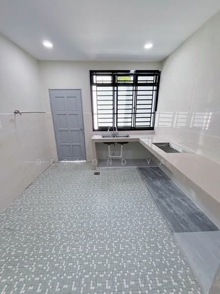 Taman Pelangi Permai untuk Untuk Dijual - RM 1,390,000, Apr 2026 - Kitchen - PropertyGuru.com.my