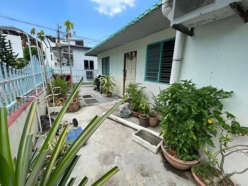 1-storey Terraced House for Sale in Ayer Itam (Penang) - Matthew Png - Exterior - PropertyGuru.com.my