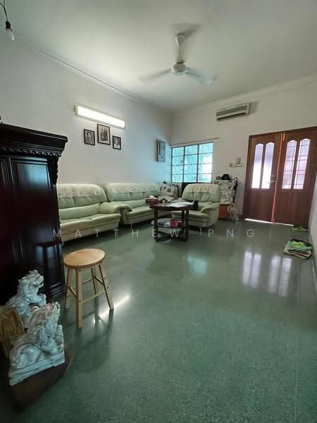 1-storey Terraced House for Sale in Ayer Itam (Penang) - Matthew Png - Living Room - PropertyGuru.com.my